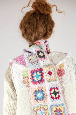 back-model-wearing-crochet-scarf