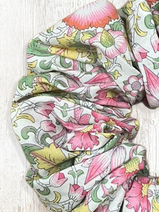 The Isla Scrunchie - Pastel Floral