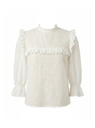 broderie top on mannequin