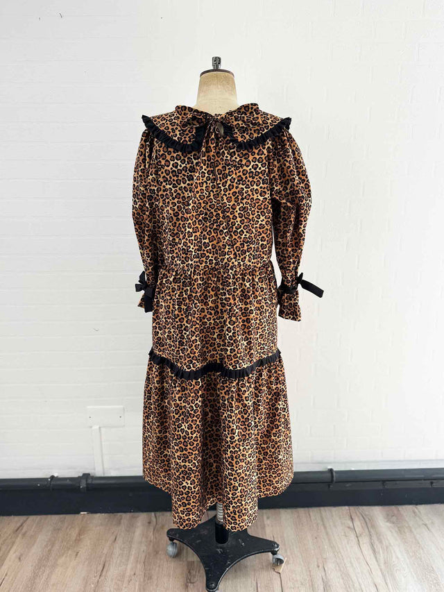 The Well Worn leopard dress on mannequin back detail
