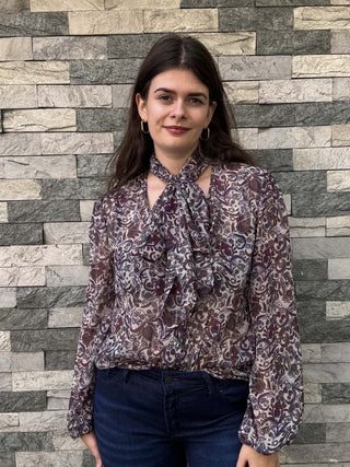 women wearing pussy bow blouse
