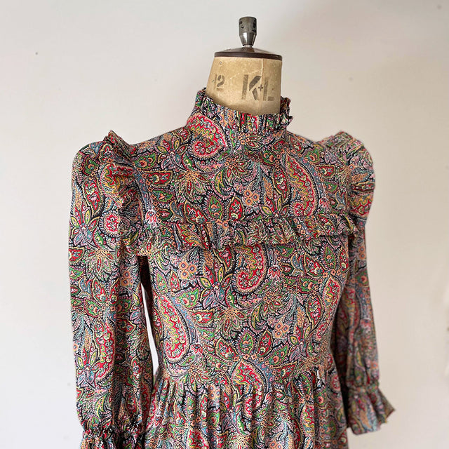 The Well Worn paisley dress on mannequin