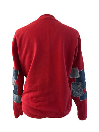 back snoopy sweatshirt on mannequin